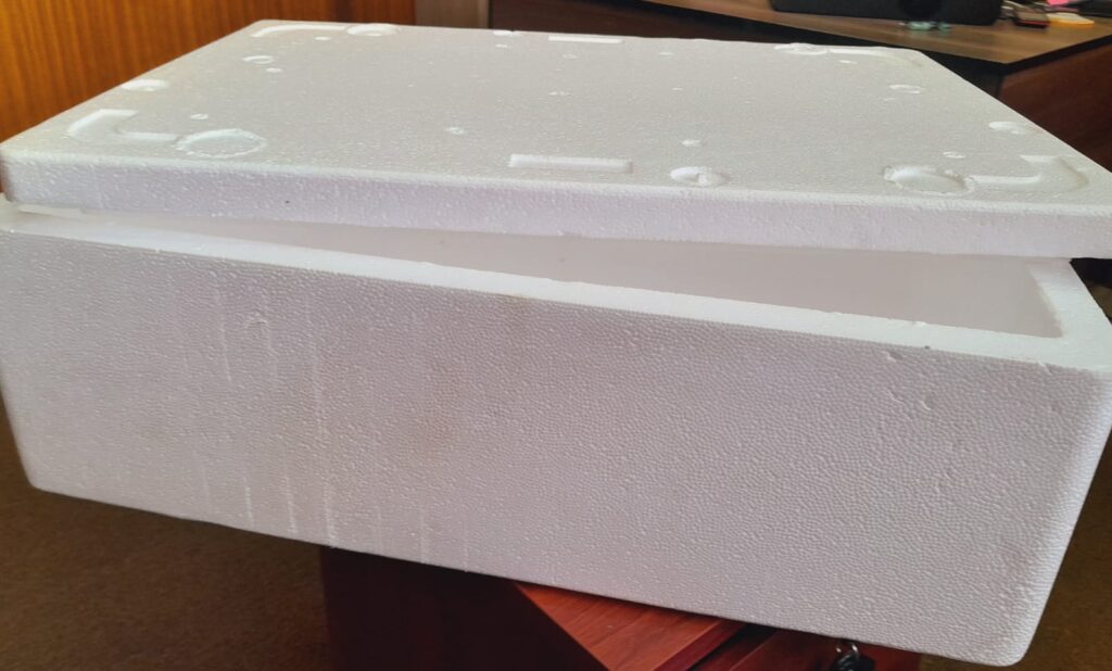 styrofoam_boxes_in_kenya